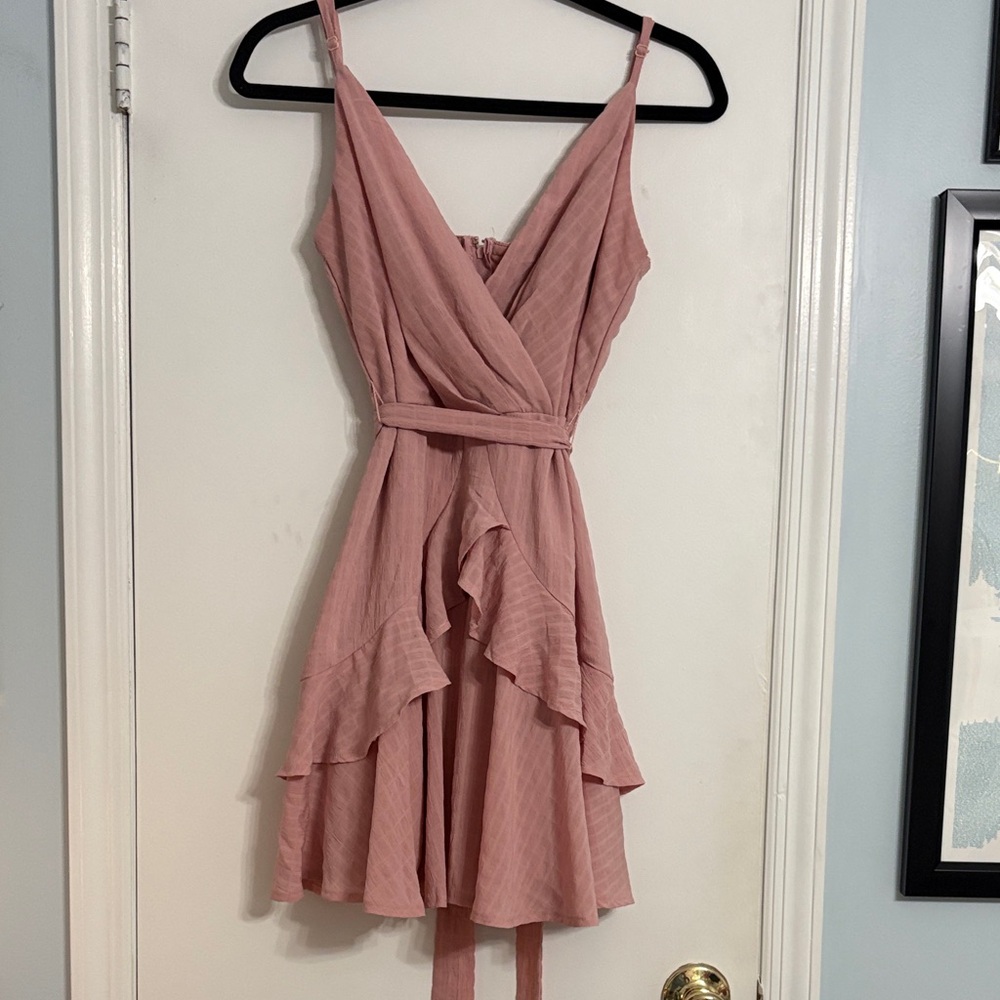 Elegant Pink Sleeveless Dress